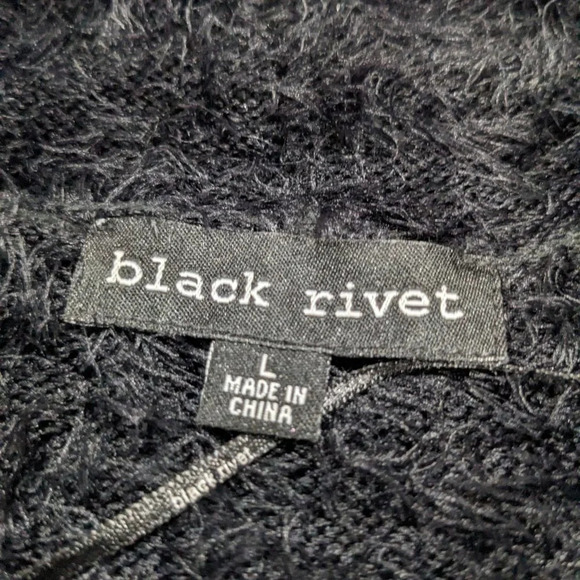 Black Rivet Black FAUX Fur Vest open front size Large - Picture 3 of 7